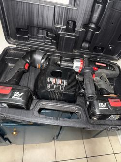 Craftsman drill and flash light both working with batteries and charger