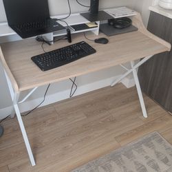 Modern Office Desk - GREAT CONDITION!