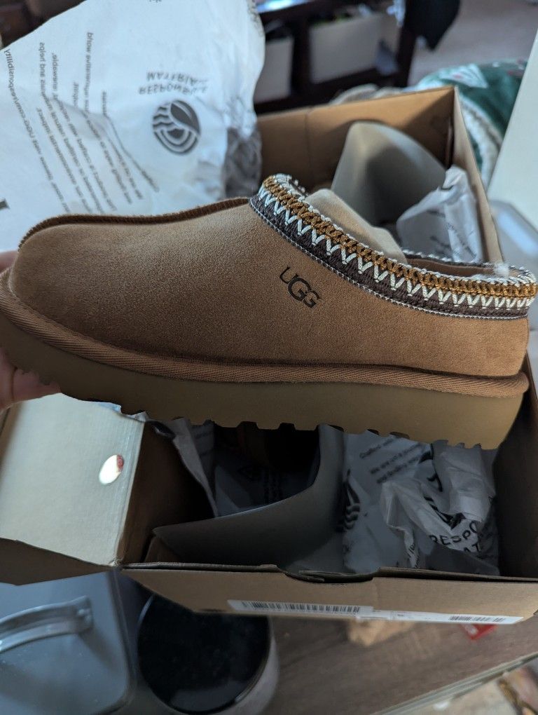 Ugg Tasman Slippers Size 5