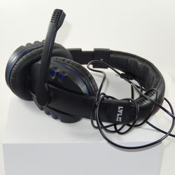 LVLUP WIRED GAMING HEADPHONES WITH MIC