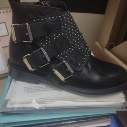 Women's Size 7.5 Italian Leather Boots