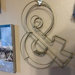 Abstract “Ampersand &” Metal Wall Art