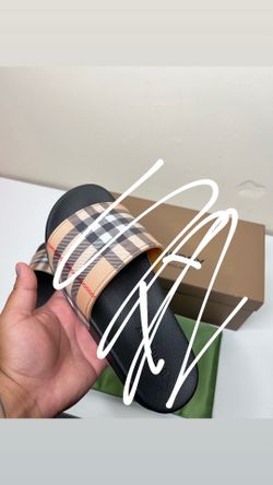 Unisex slides