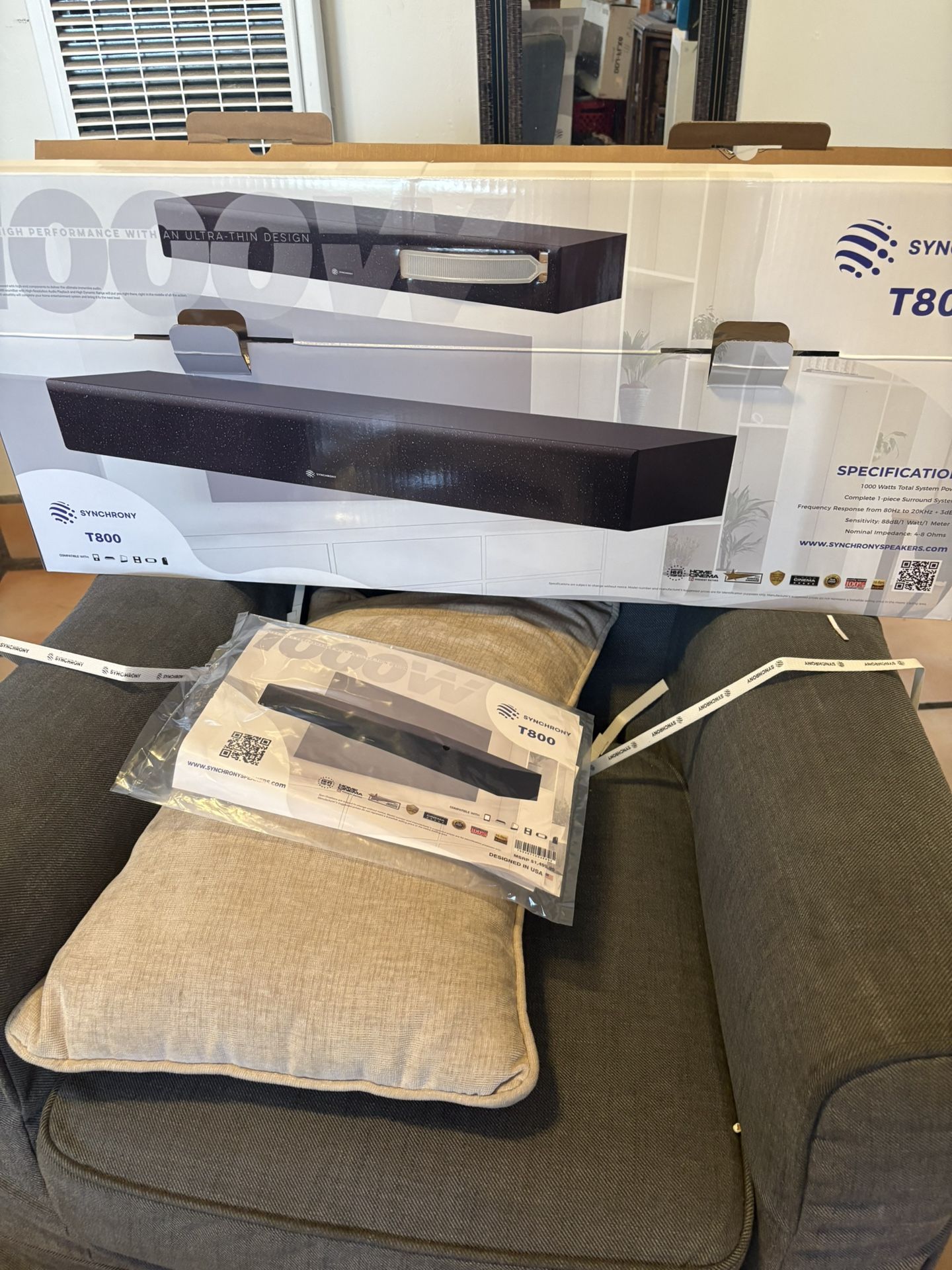 SYNCHRONY T800 Home Theater Soundbar