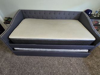Twin 2 mattress it opens and closes great condition NEED IT GONE!