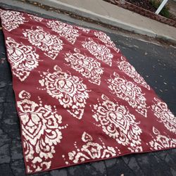 Gorgeous 8x10 Carpet Usually Goes For 200 Selling For 60 Bucks