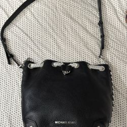 Michael Kors Bucket Bag