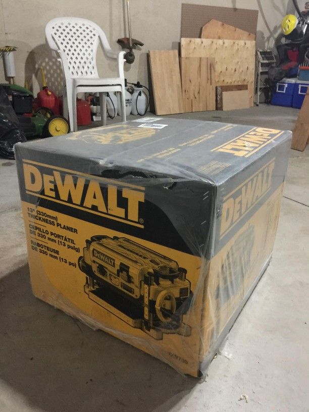 DeWalt Dw735
