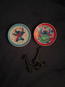 Stitch Christmas Plates