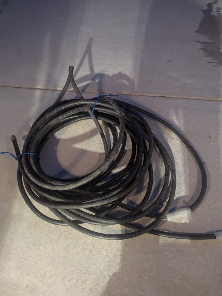 Like New 3/4 Inch Garden Hose