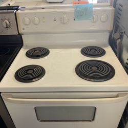 Coil Top Stove Range Oven White Hotpoint . Warehouse pricing.   Warranty  . Delivery Available . 2522 Market st. 33901