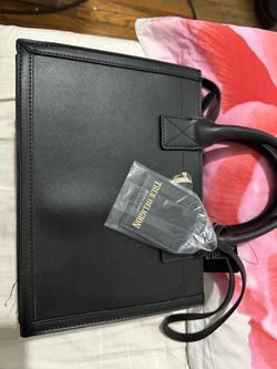 True religion black leather tote bag