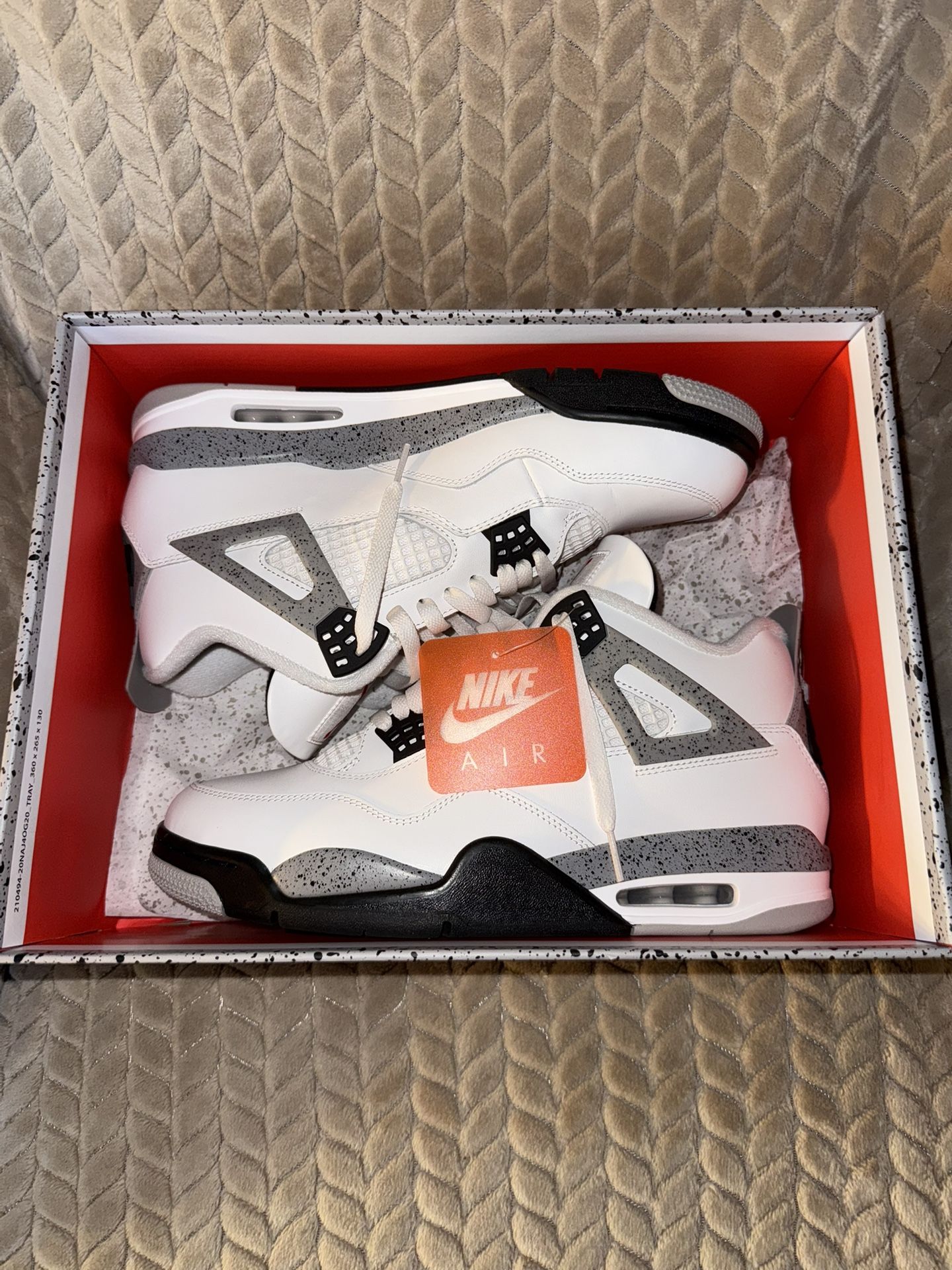 Jordan 4 White Cement 
