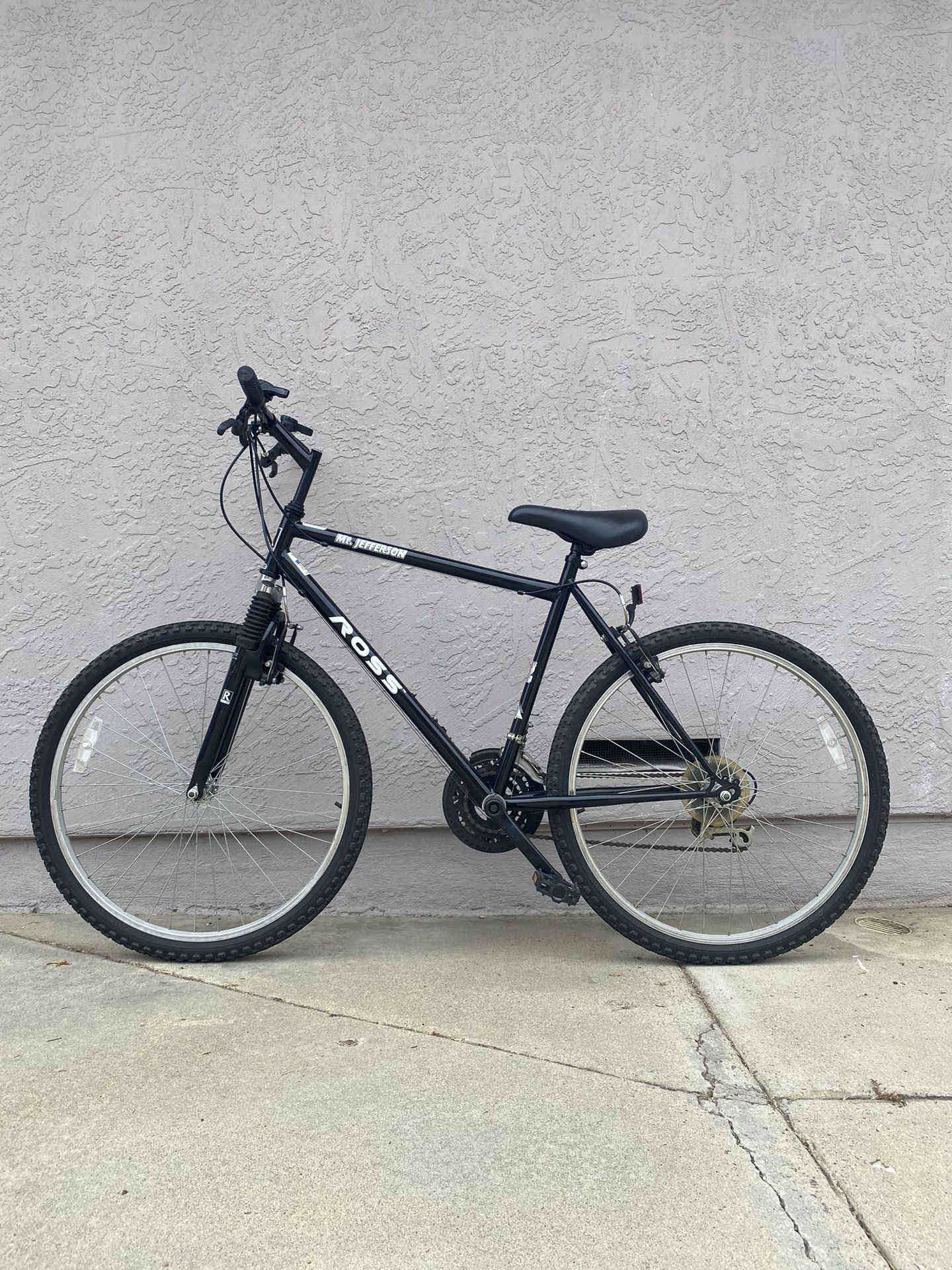 Ross Mt Jefferson Sport Bike, Large Size, 26" Wheels, 18 Speed, Front Suspension, New Kendra Tires/Tubes/BrakePads