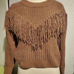 Adorable brown fringed sweater
No Boundaries