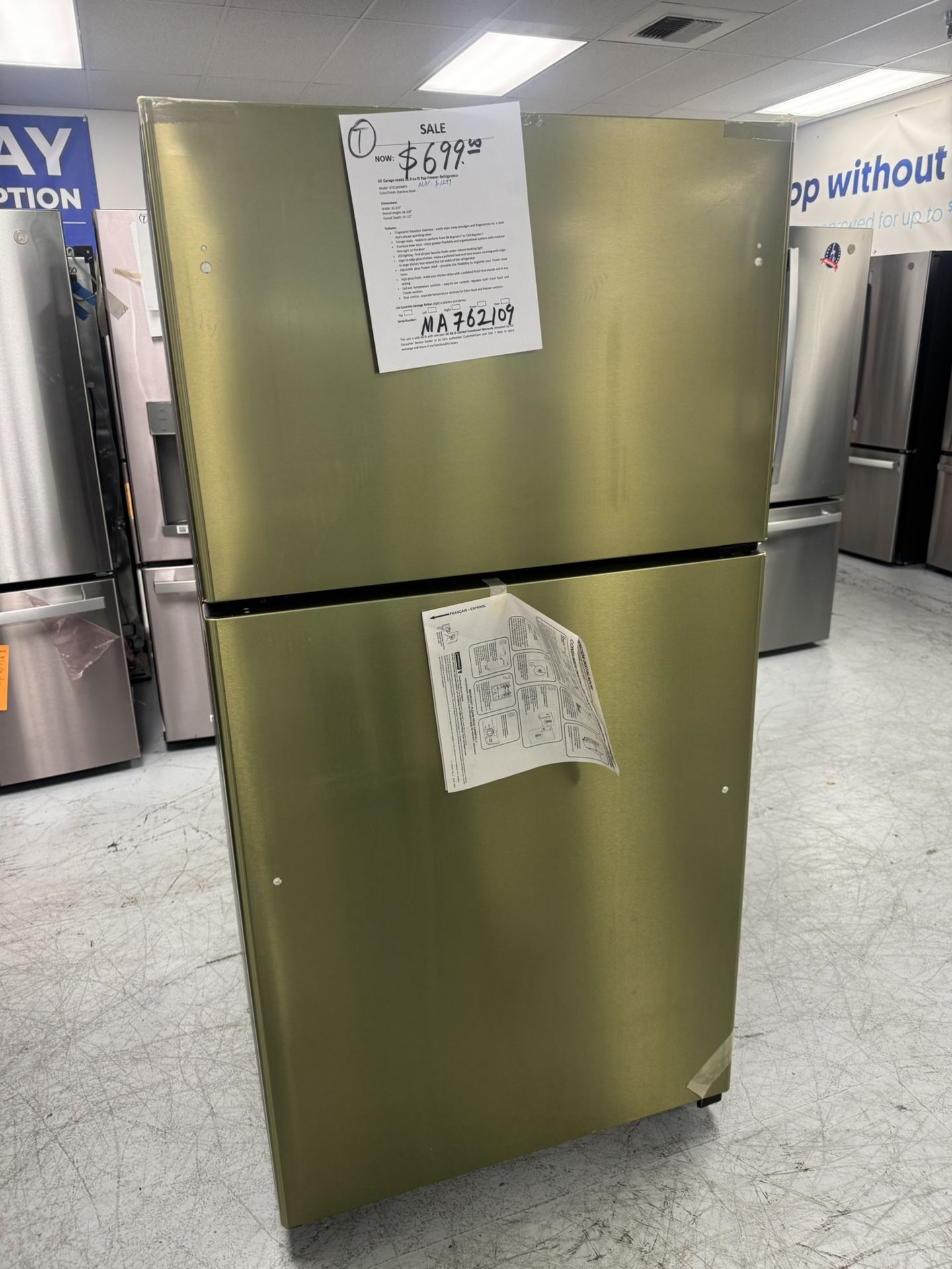 GE Stainless Steel GARAGE ready 22 Cu.ft Top Freezer Refrigerator 