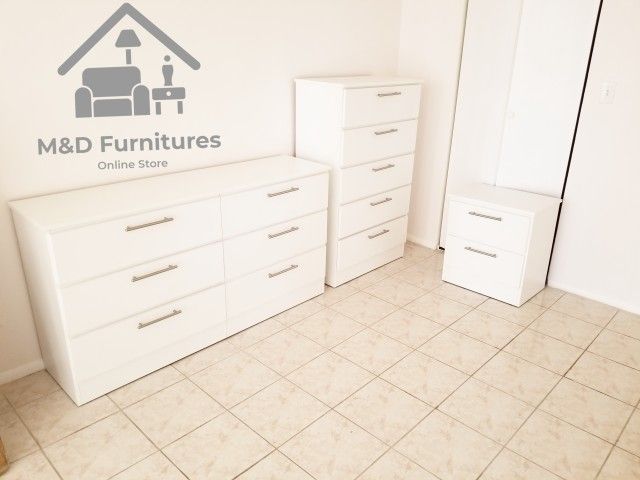 Comoda. Gavetero Y 1 Mesa De Noche... Dresser Chest And 1 Nightstand/ 🚚 Delivery Available