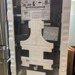 Samsung 24.73-cu ft 4-Door French Door Refrigerator with Ice Maker (Fingerprint Resistant Black Stainless Steel) ENERGY STAR