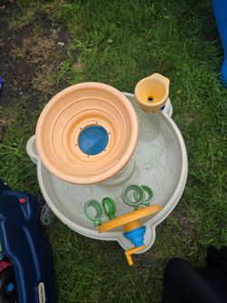 Little tikes water table
