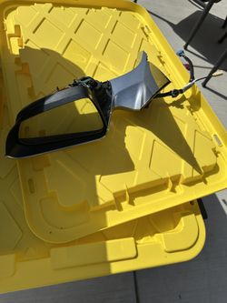 Side View Mirror Model 3