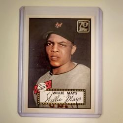 Willie Mays 70 Topps Anniversary Signature Baseball Sports Card.