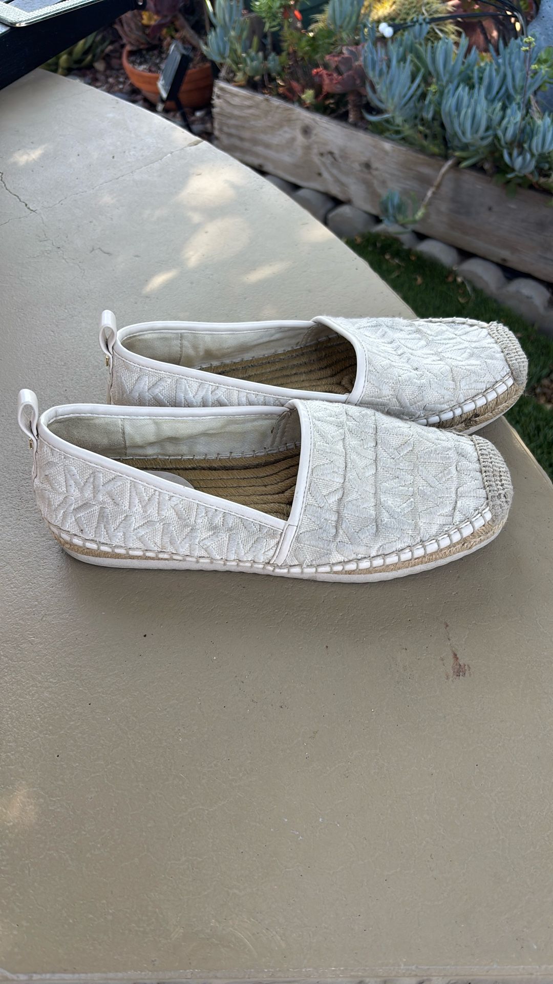 USED MK SHOES