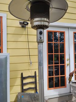 Standing outdoor heater