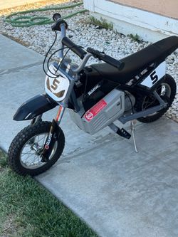 24V Razor MX350 Pocket Rocket Dirt Bike