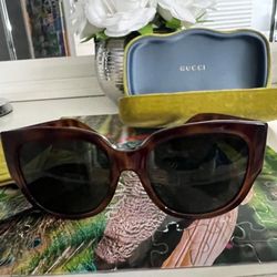 Gucci Sunglasses 