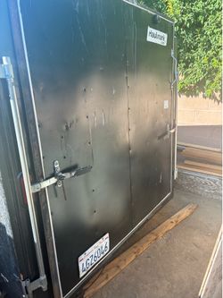 Sturdy hauling trailer  double axcel   No issues