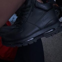 Nike boots size 8.5