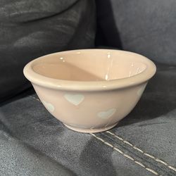 New With Tags Small Terramoto Ceramic Light Pink White Heart Bowl Dish Decoration