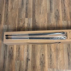 Rear Hatch Lift support For Toyota Sienna 2005