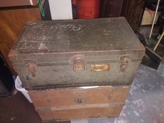 Vintage military foot locker