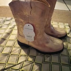 Girls boots brand new size 2 wonder nation gold color