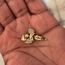 10k Gold Angel Pendant With Diamonds Stamped 