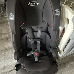 Graco Tranzitions 3-in-1 Car Seat – Excellent Condition (No Accidents)