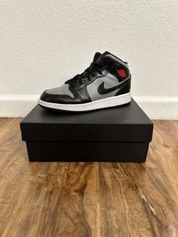 Air Jordan 1 Mid (GS)