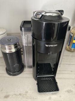 Nespresso vertuo And Frother READ DESCRIPTION