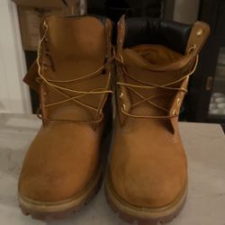 Timberland Like New No Defects Size 8.5