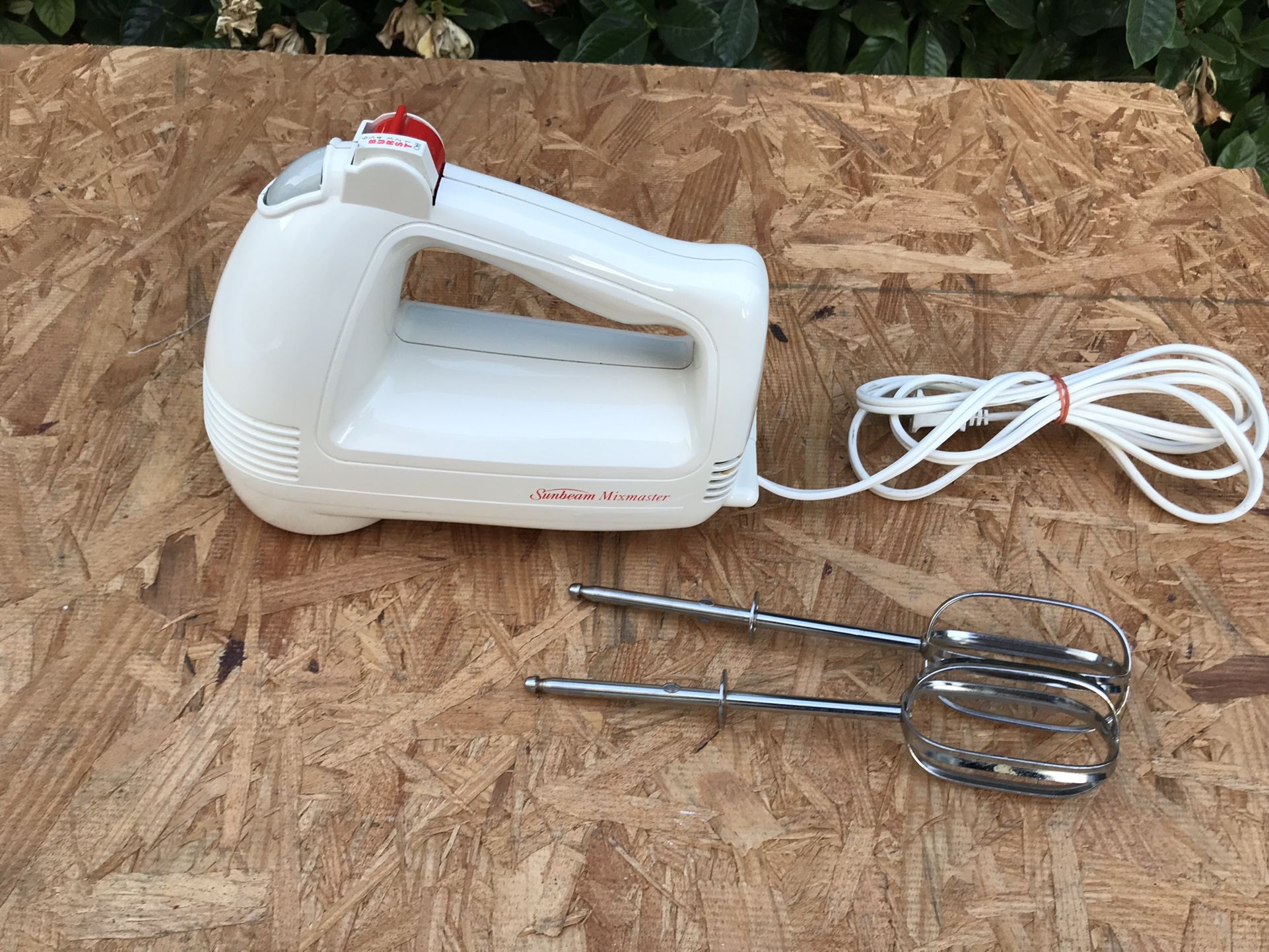 Sunbeam Handheld Mixer