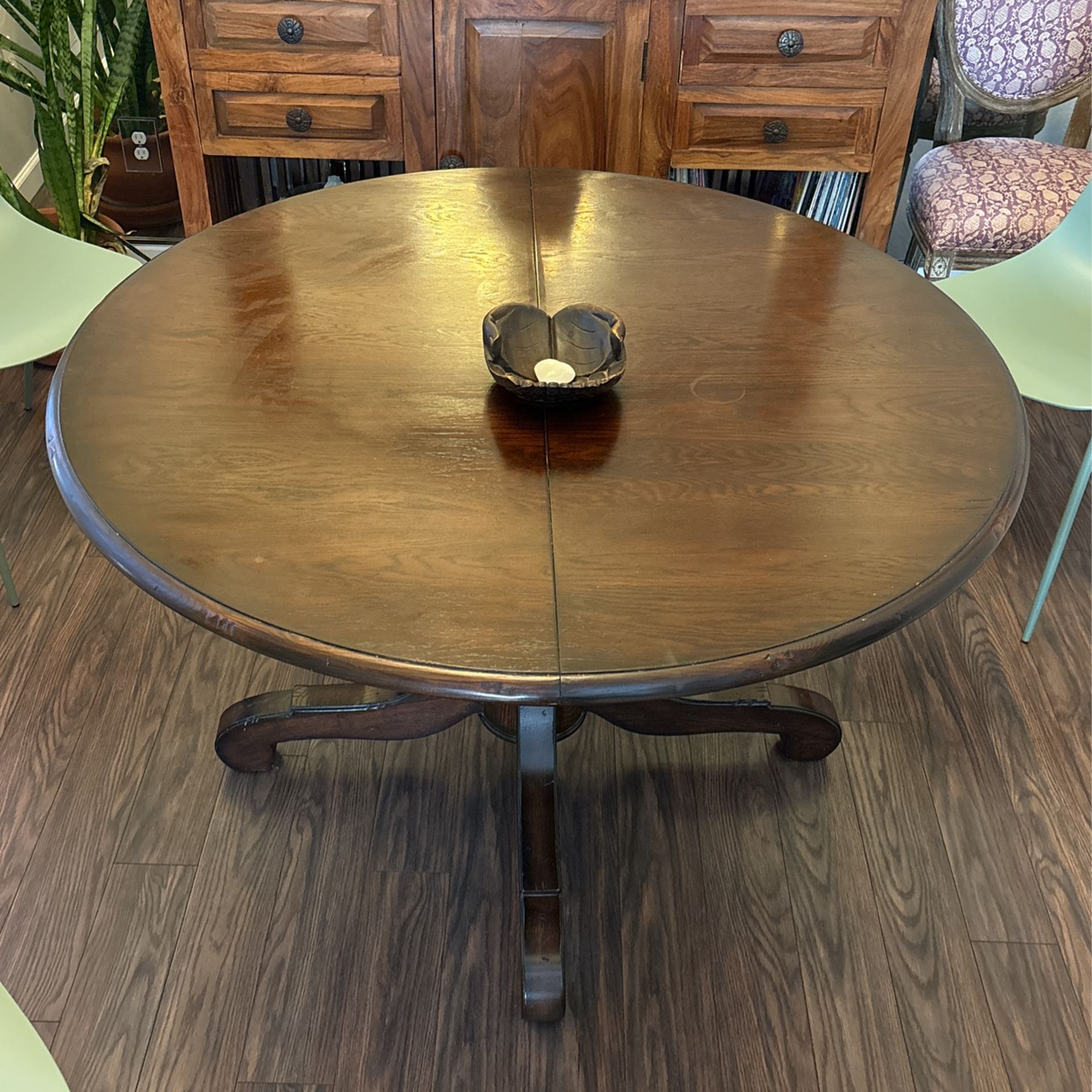 Pottery Barn Round Dining Table 