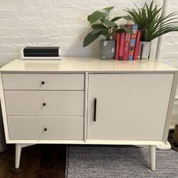 West Elm Mid-Century Media Console (40") 