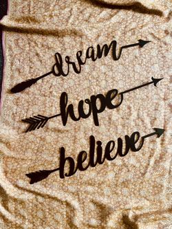 * Dream Hope Believe *Arrow Metal Signs Art Decor