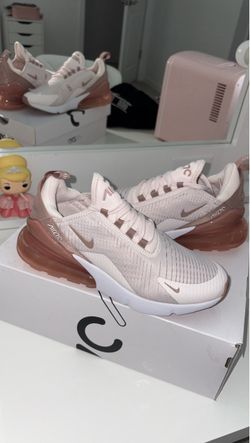 Nike Air Max 270 Sneakers