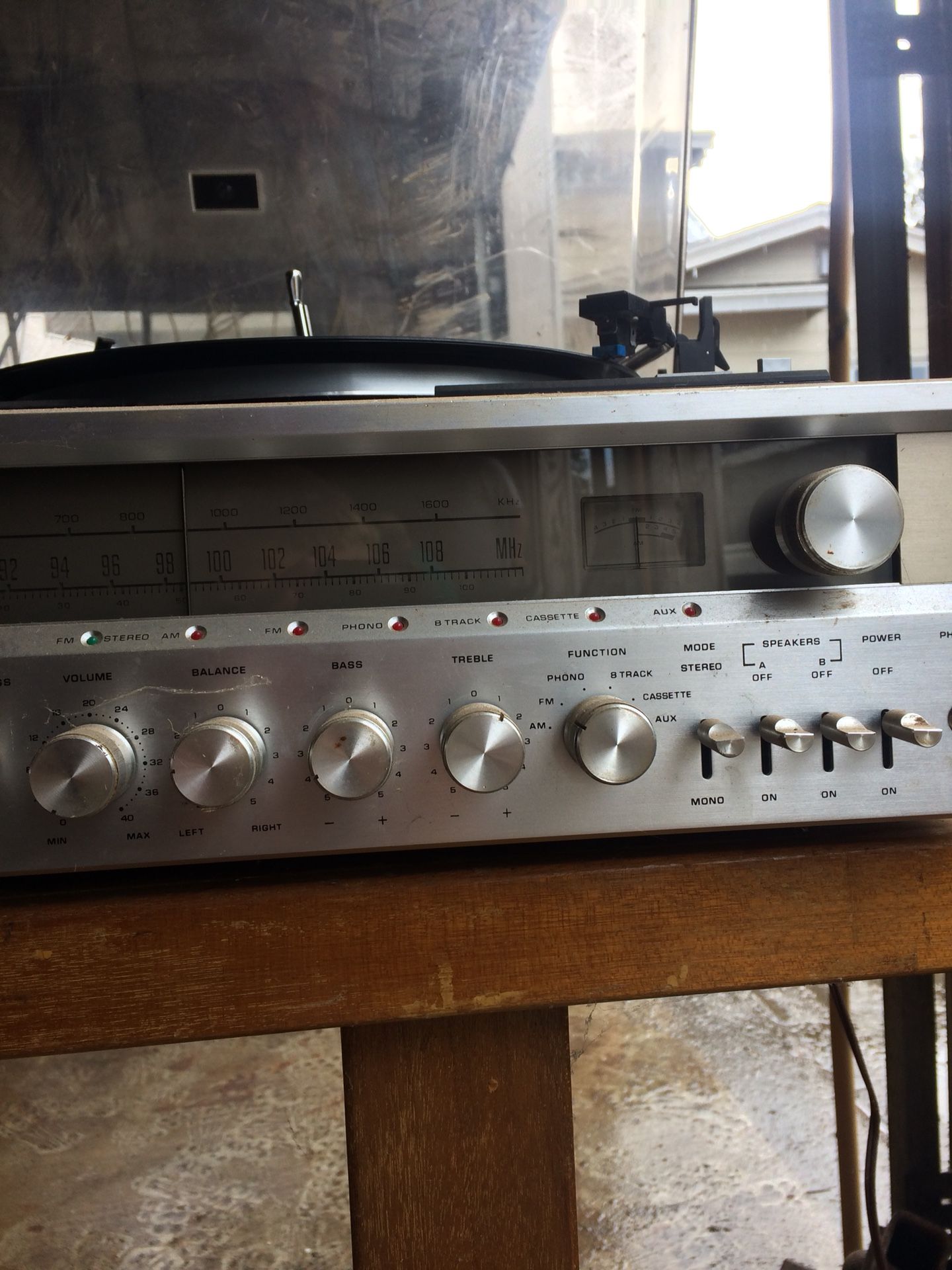 Vintage Zenith IS-4080 integrates stereo system, 8 track