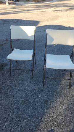 Foldable Plastic Chairs 