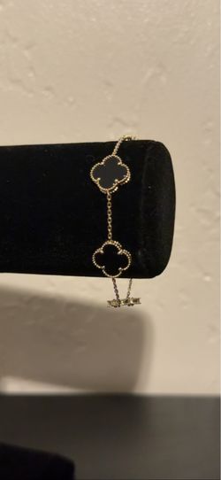 14K Gold Clover bracelet