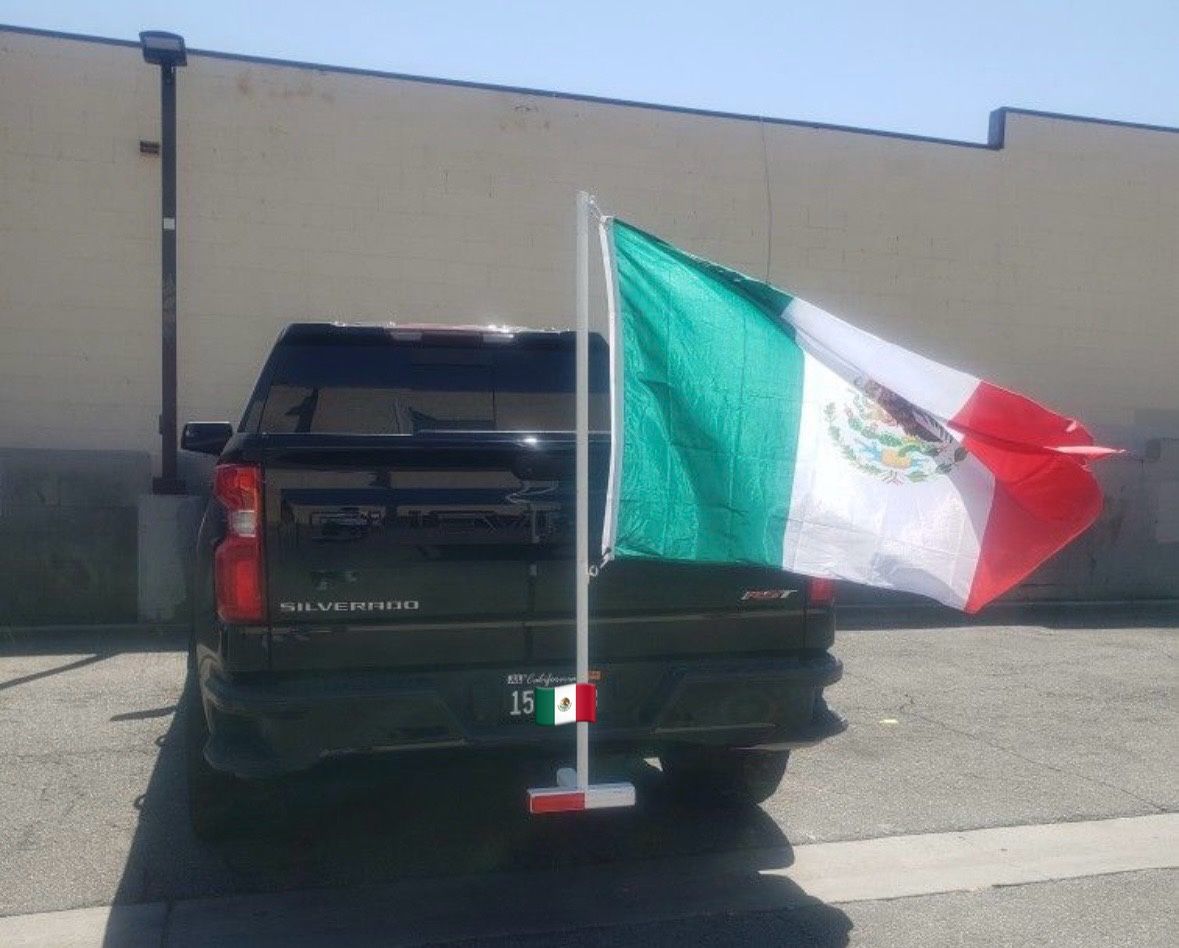 Mexican Flag 🇲🇽