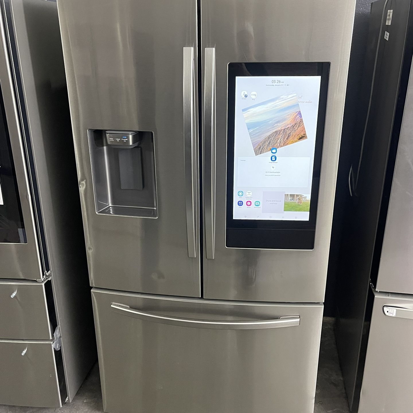 New Samsung Family Hub Refrigerator 
